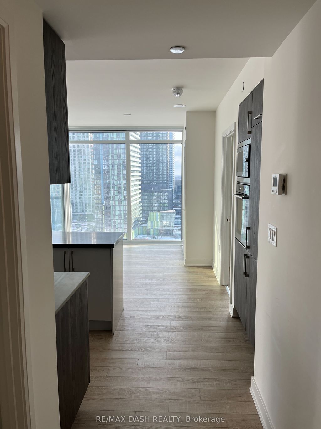 Photo of 27 Bathurst Street #1202, Toronto, ON M5V 2P1 (MLS # C12734598)