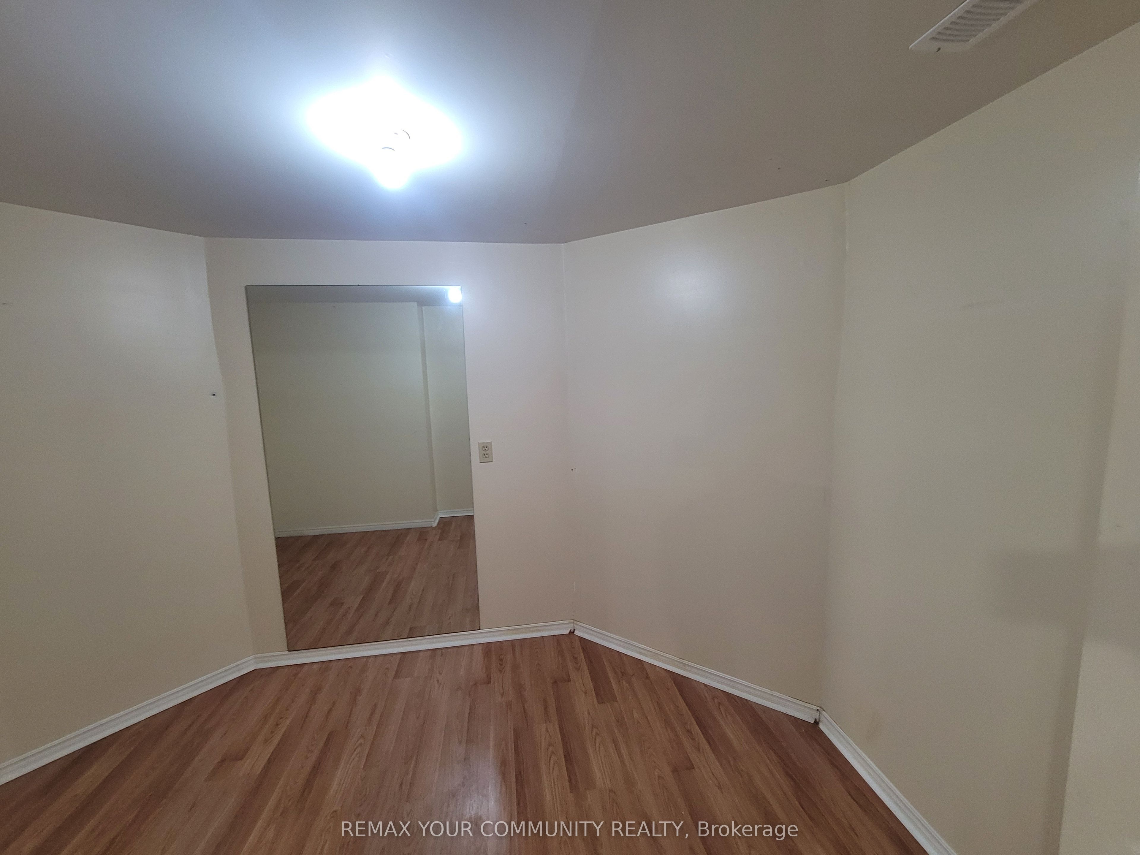 226 Larkin Avenue bsmt