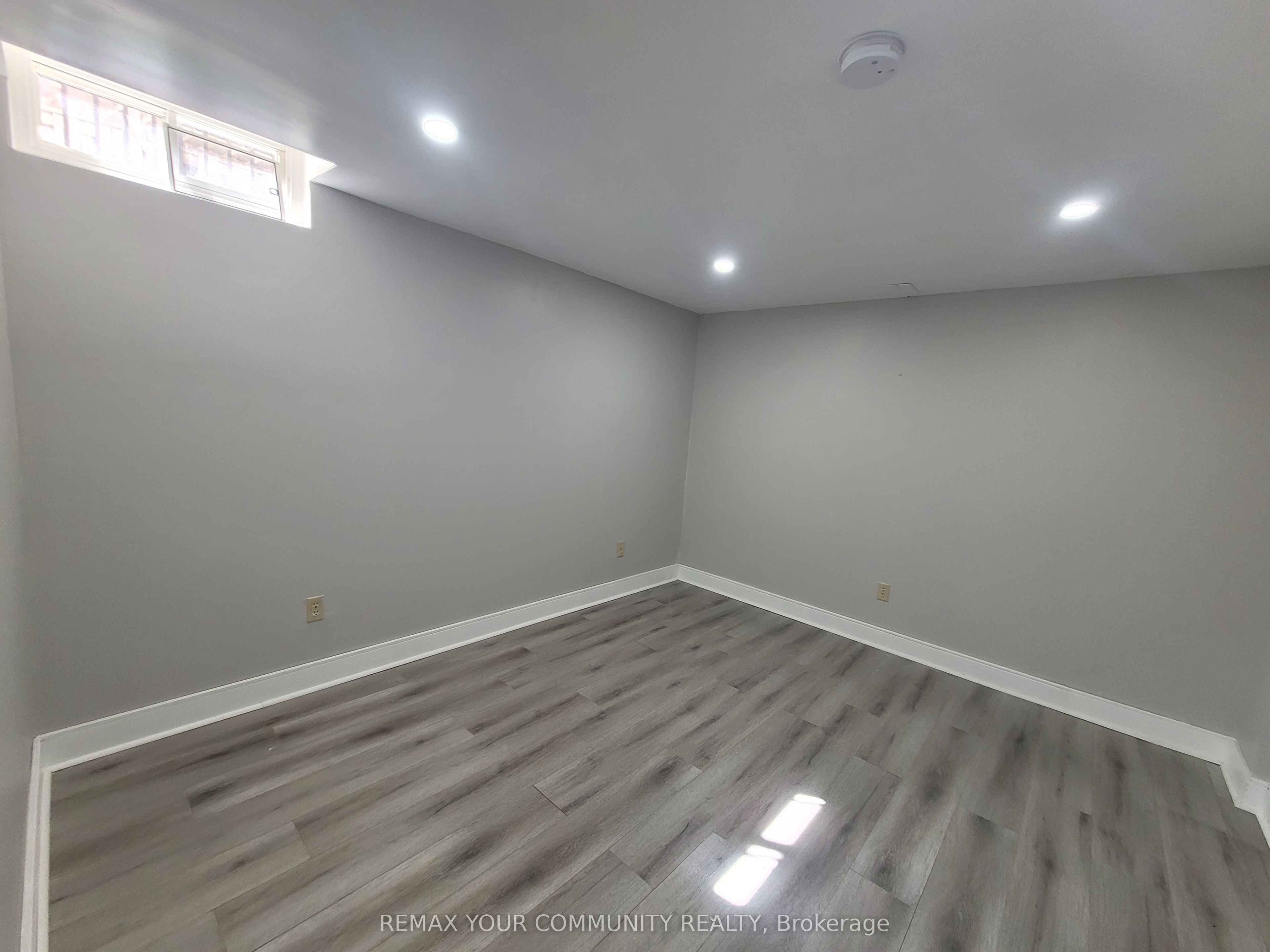 226 Larkin Avenue bsmt