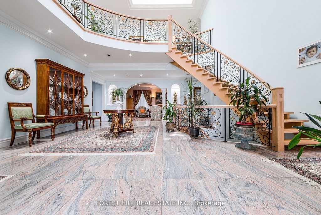 Photo of 46 Wimpole Drive, Toronto, ON M2L 2L3 (MLS # C12926880)