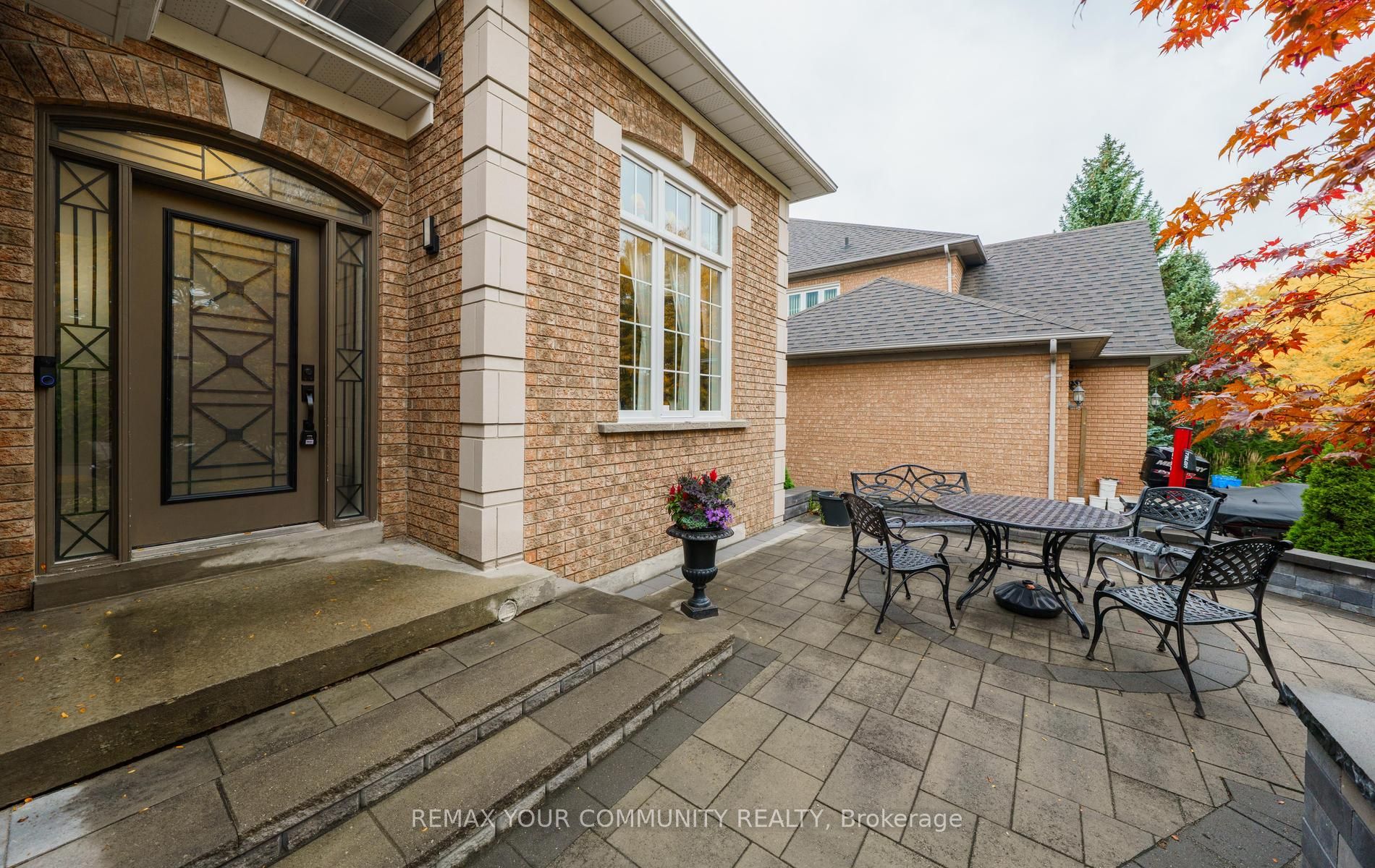 11 Hans Drive