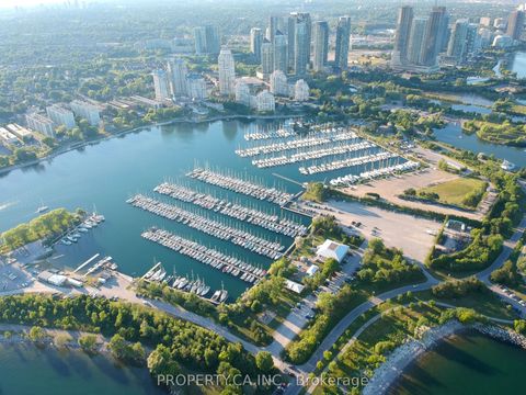 2230 Lake Shore Boulevard W 903 Toronto ON M8V 0B2