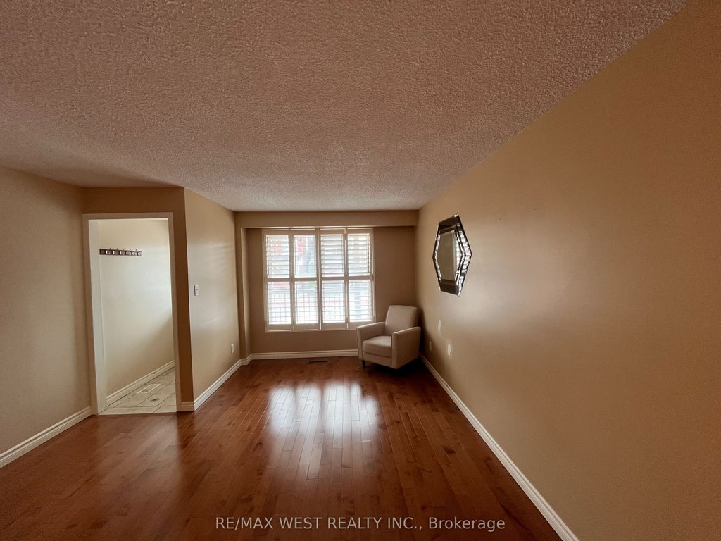 Photo of 568 Dufferin Street, Toronto, ON M6K 2A9 (MLS # C13567082)