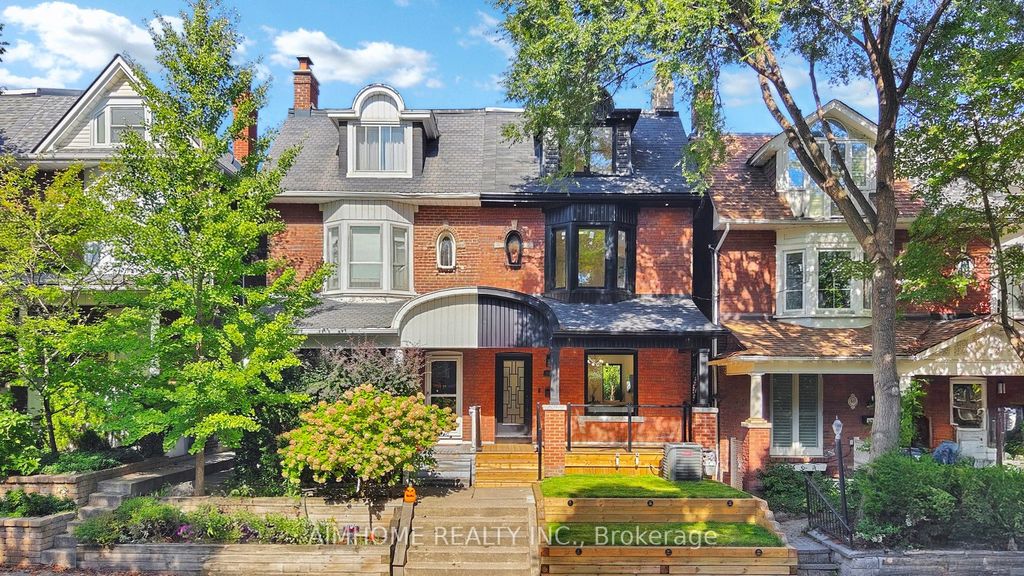 Photo of 38 Sparkhall Avenue, Toronto, ON M4K 1G5 (MLS # E12462098)