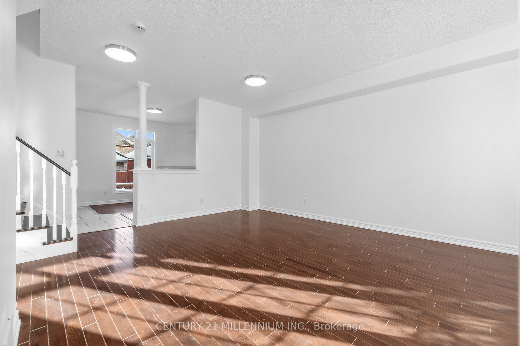 10569 Bayview Avenue