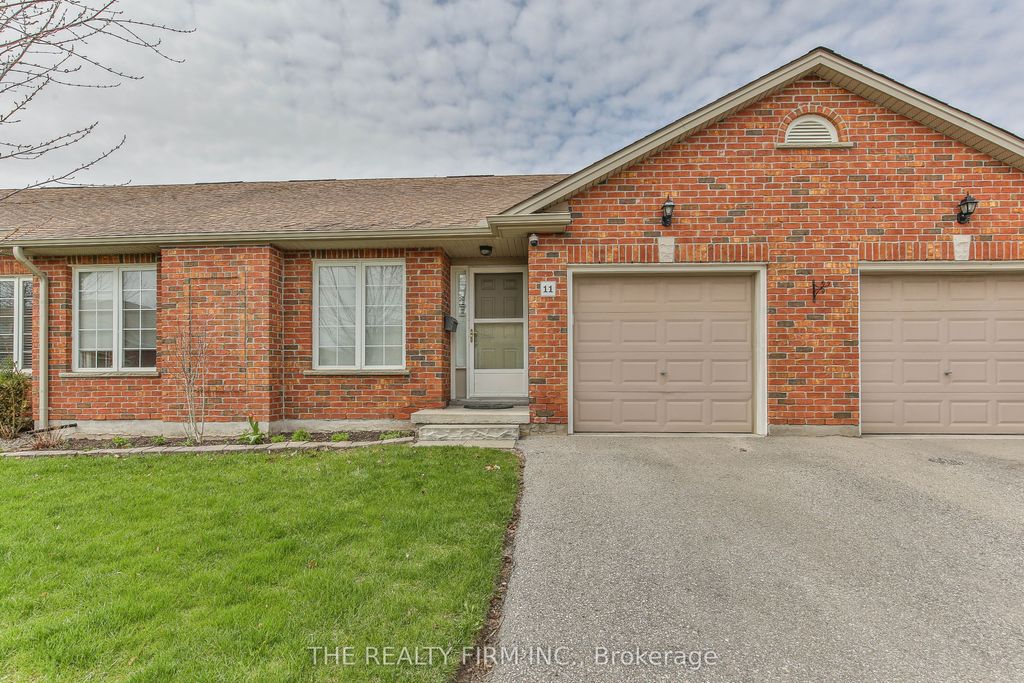 Photo of 100 Stroud Crescent #11, London South, ON N6E 4A1 (MLS # X13032722)