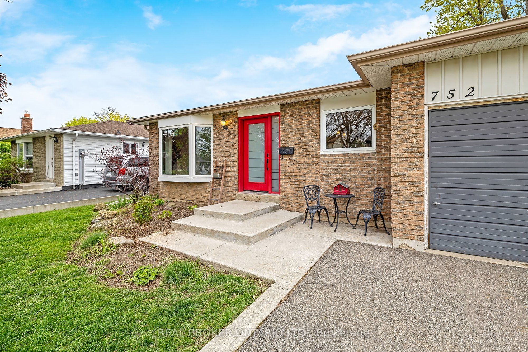 752 Mackenzie Drive