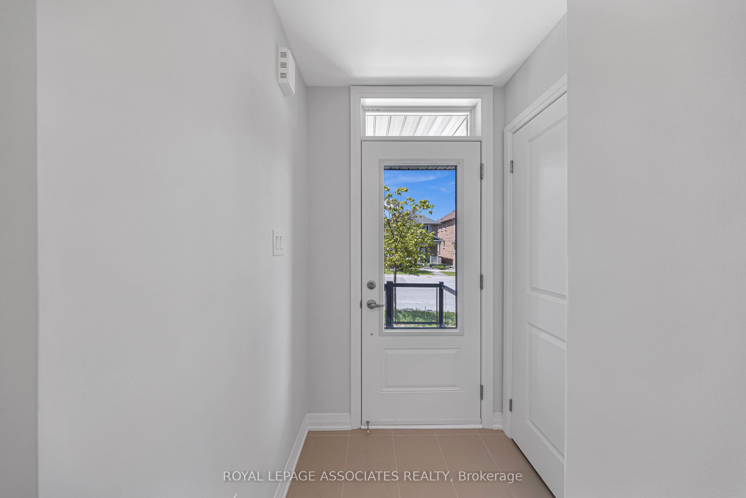 81 Rustle Wood Avenue