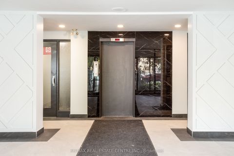 5 Hill Heights Road E 205 Toronto ON M8Y 1Y9