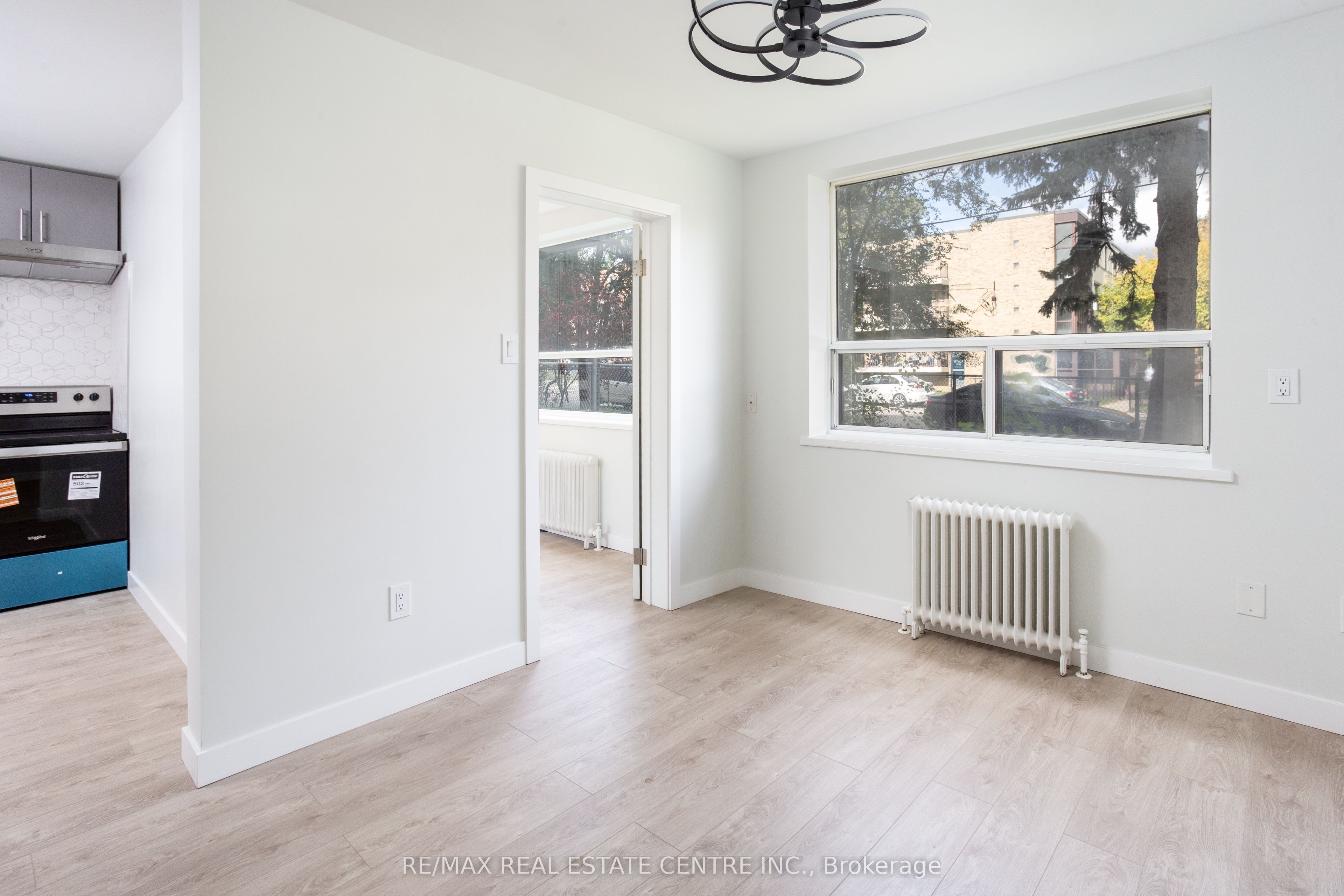 5 Hill Heights Road E 205