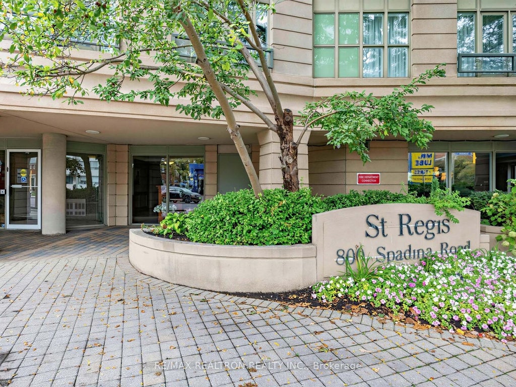 Photo of 800 Spadina Road #302, Toronto, ON M5P 3N2 (MLS # C13873192)