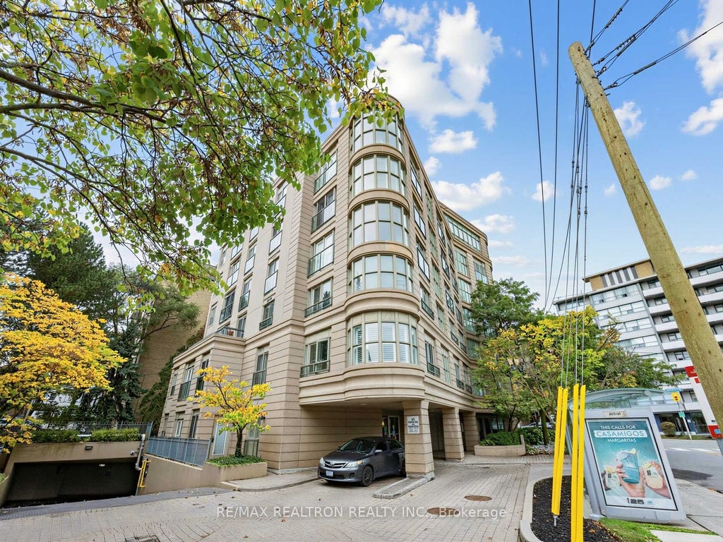Photo of 800 Spadina Road #302, Toronto, ON M5P 3N2 (MLS # C13873192)