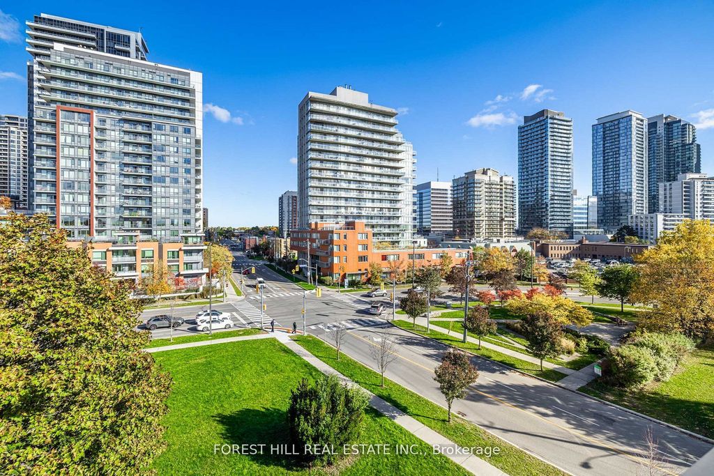 Photo of 7 Flax Field Lane, Toronto, ON M4G 1Y4 (MLS # C12777028)