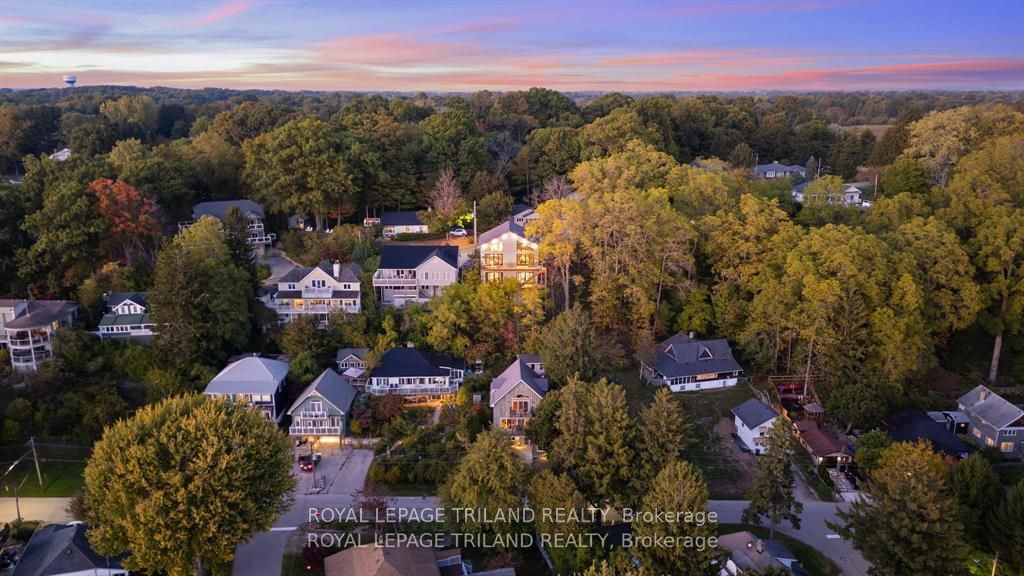 Photo of 164 Brayside Street, Central Elgin, ON N5L 1A2 (MLS # X12702564)