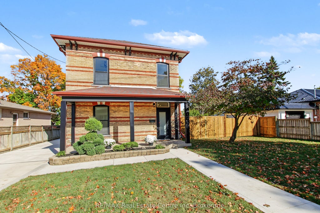 Photo of 657 Frances Street, Woodstock, ON N4S 1Z9 (MLS # X13945520)