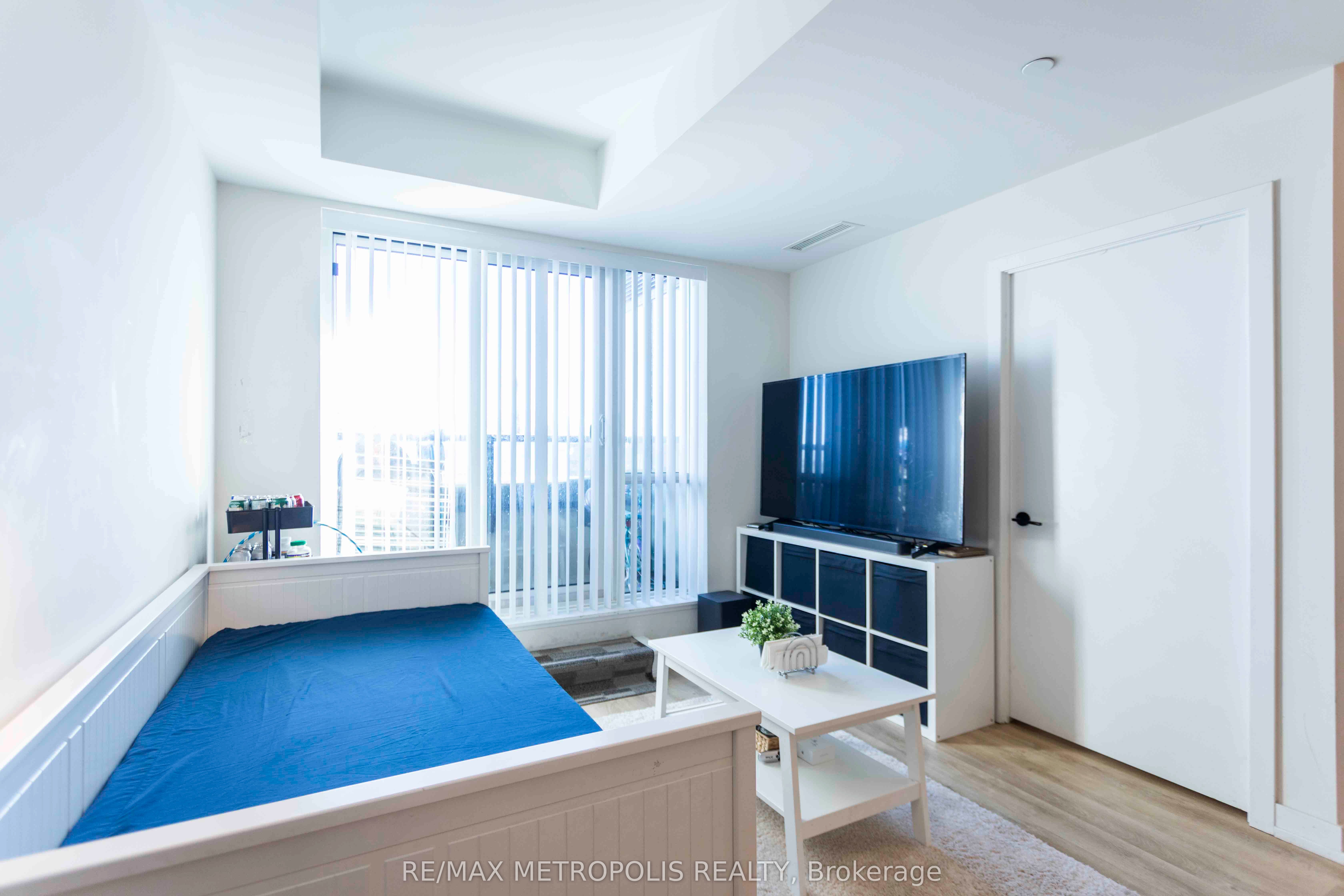 2300 St Clair Avenue W 308