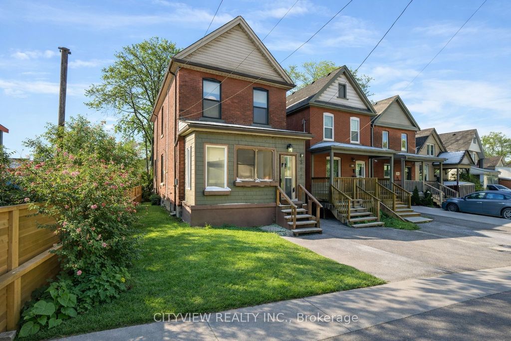 Photo of 382 Beach Road, Hamilton, ON L8H 3K5 (MLS # X12809792)