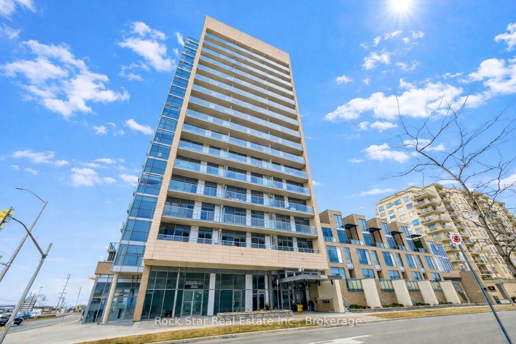 Photo of 1940 Ironstone Drive #227, Burlington, ON L7L 0E4 (MLS # W12698126)