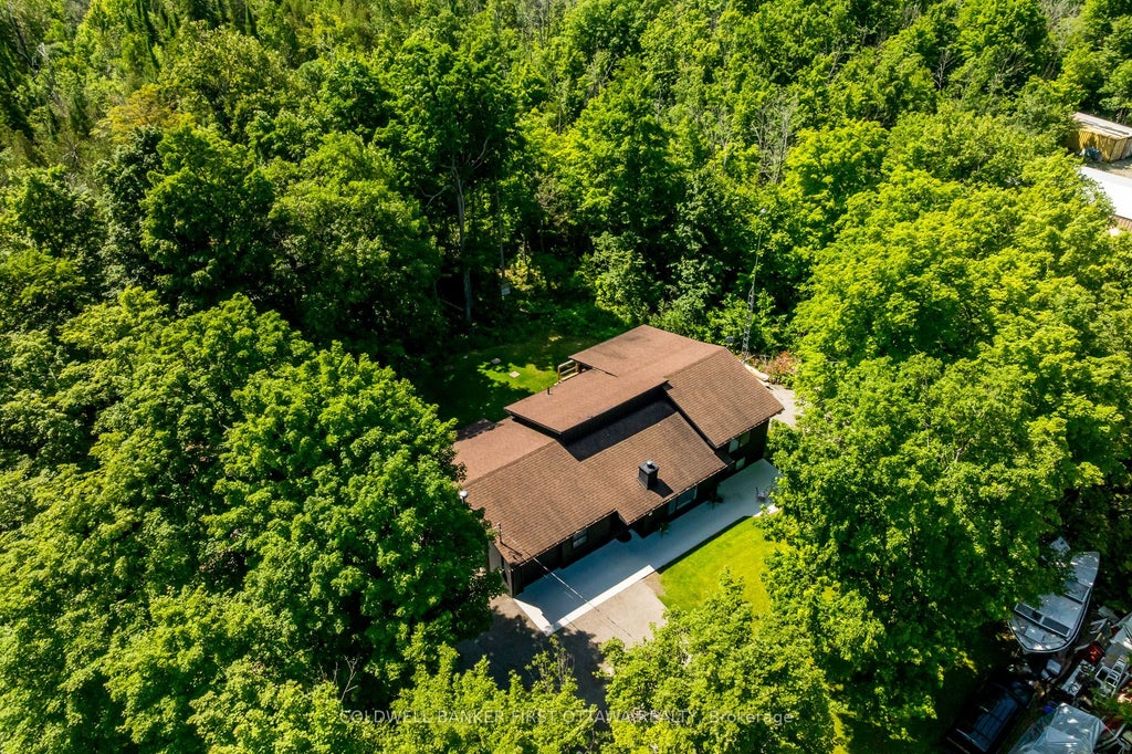 Photo of 6779 Roger Stevens Drive, Montague, ON K7A 4S6 (MLS # X13712418)