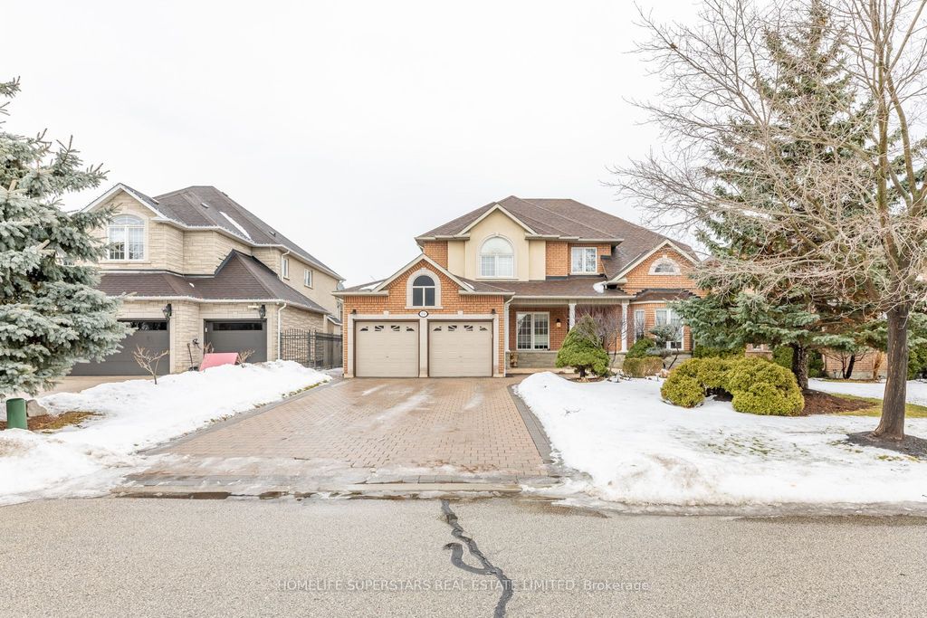 Photo of 156 Novaview Crescent, Vaughan, ON L4L 9L8 (MLS # N12684156)