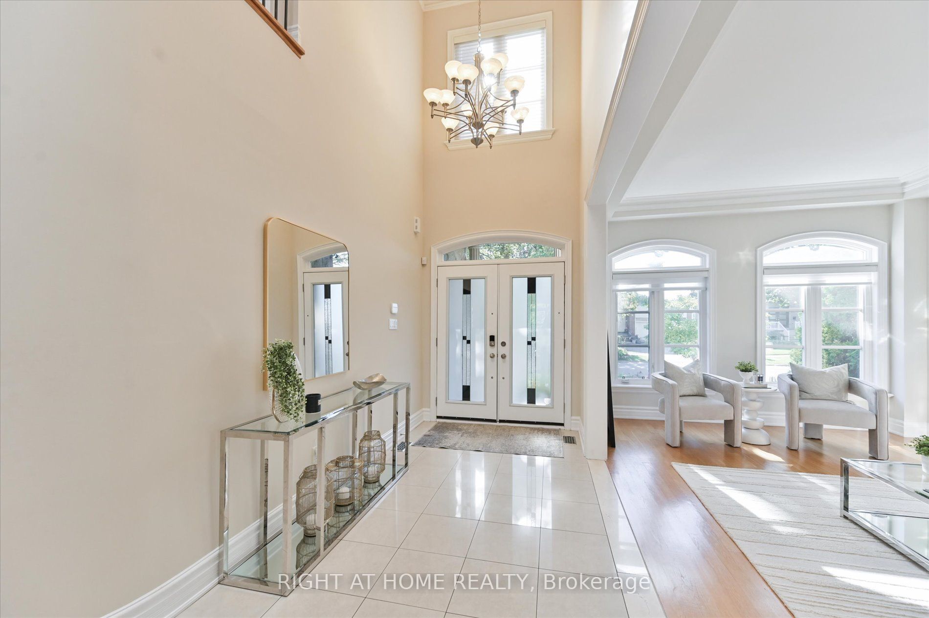 154 Charlton Boulevard