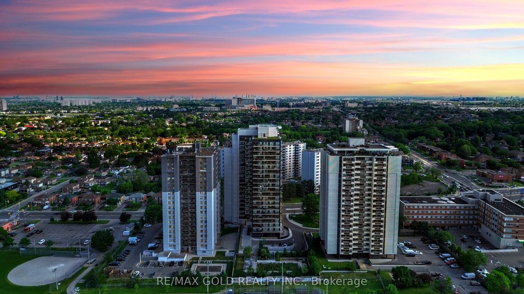 Photo of 1461 Lawrence Avenue W #1305, Toronto, ON M6L 0A6 (MLS # W13414514)