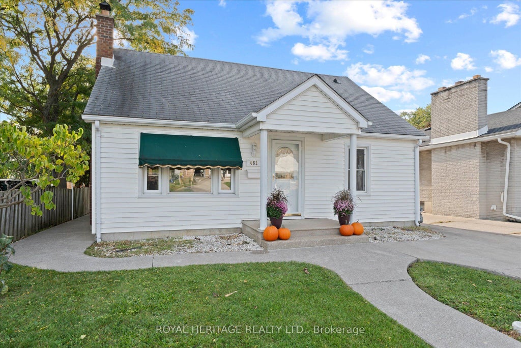 Photo of 461 Lauzon Road, Windsor, ON N8S 3M2 (MLS # X13886556)
