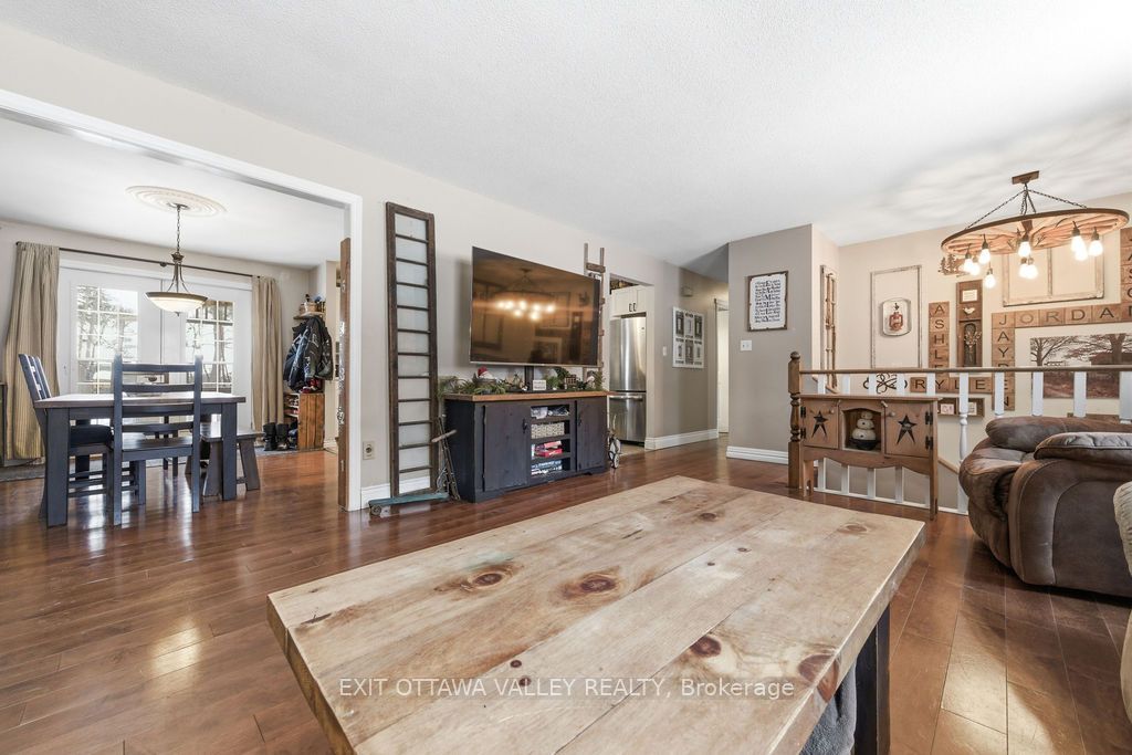 16 Heritage Drive - Photo 4