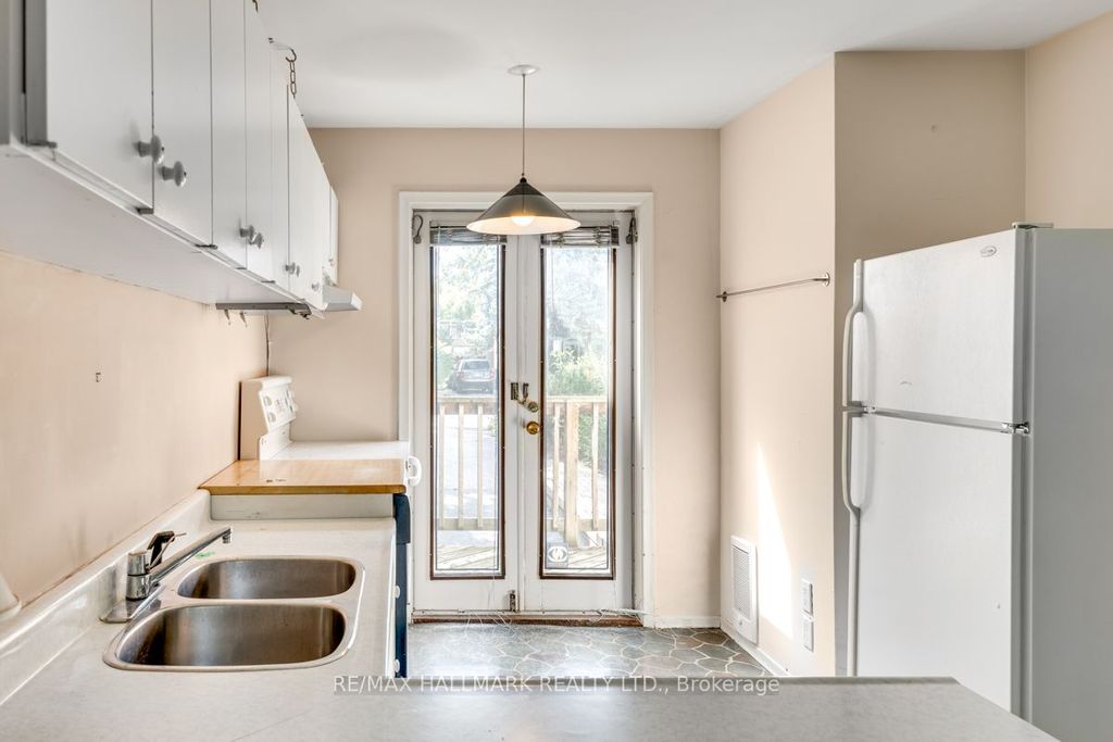 Photo of 5 Bowmore Road, Toronto, ON M4L 3H6 (MLS # E12487676)