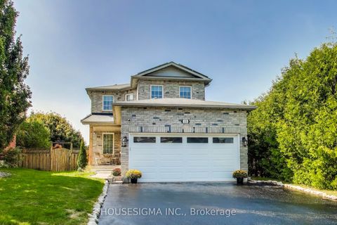 Photo of 155 Cunningham Drive, Barrie, ON L4N 5R3 (MLS # S12458041)