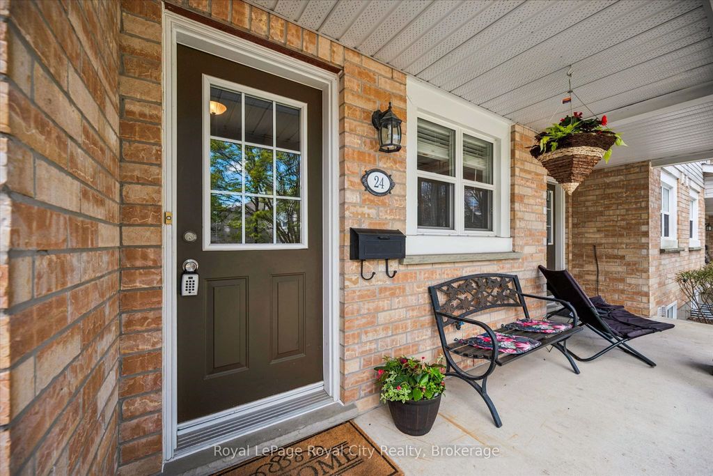Photo of 240 London Road W #24, Guelph, ON N1H 8N8 (MLS # X13077146)
