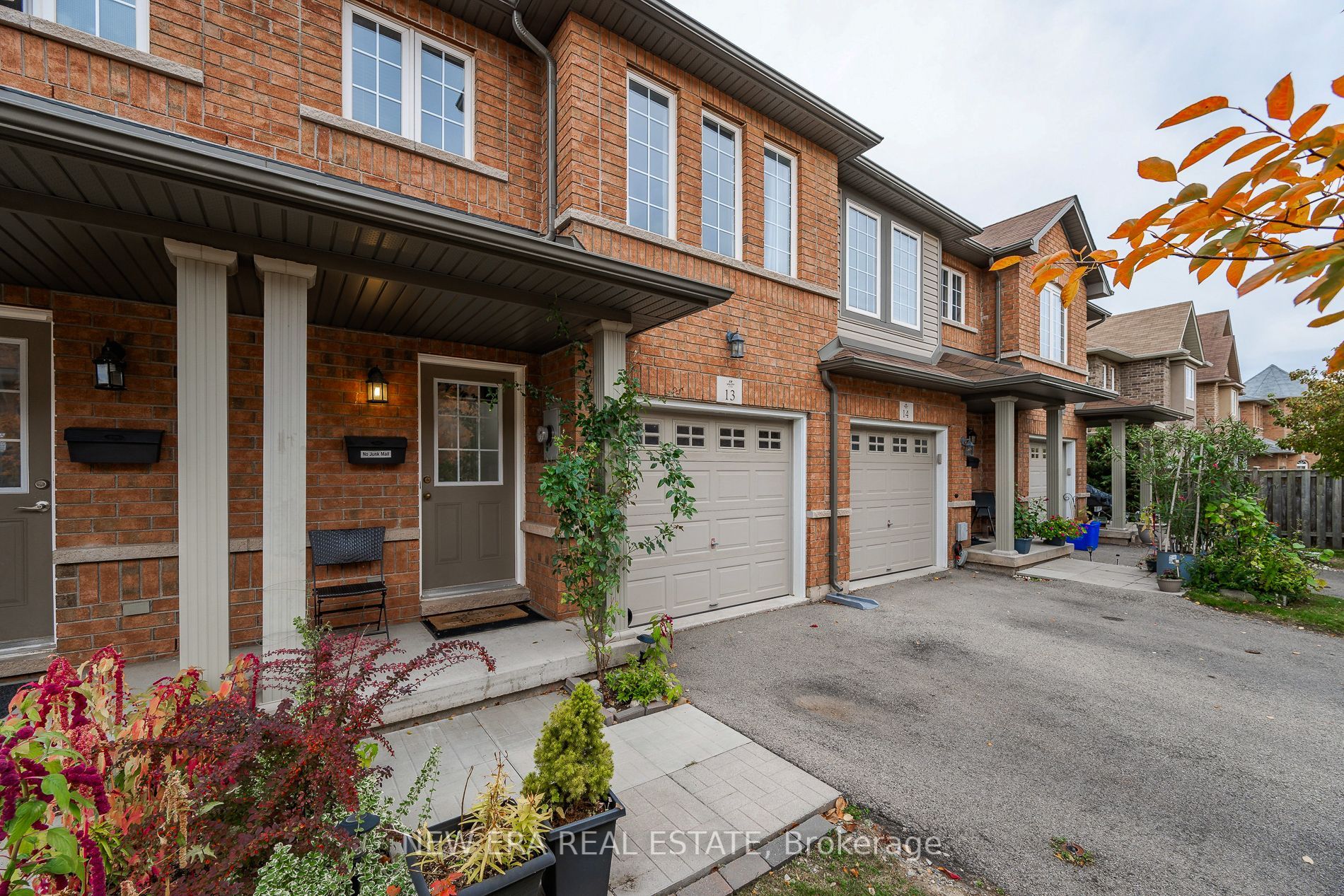 151 Green Road 13
