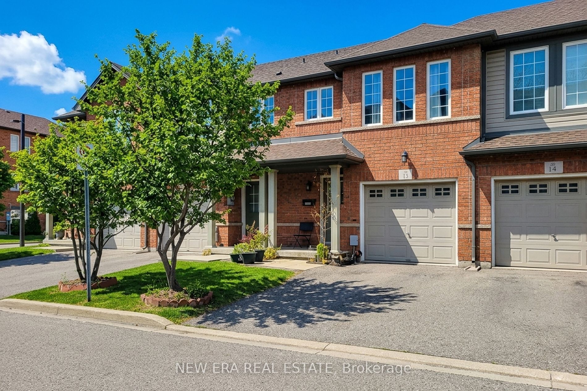 151 Green Road 13