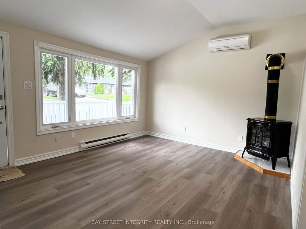 Photo of 29 Balson Boulevard, Whitchurch-Stouffville, ON L4A 7X3 (MLS # N13546816)