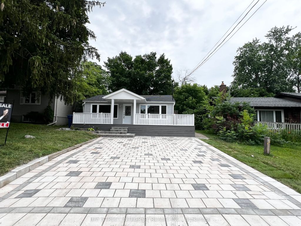 Photo of 29 Balson Boulevard, Whitchurch-Stouffville, ON L4A 7X3 (MLS # N13546816)