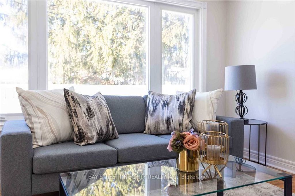 Photo of 29 Balson Boulevard, Whitchurch-Stouffville, ON L4A 7X3 (MLS # N13546816)