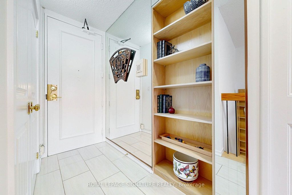 Photo of 33 Harbour Square #410/204, Toronto, ON M5J 2G2 (MLS # C12747616)