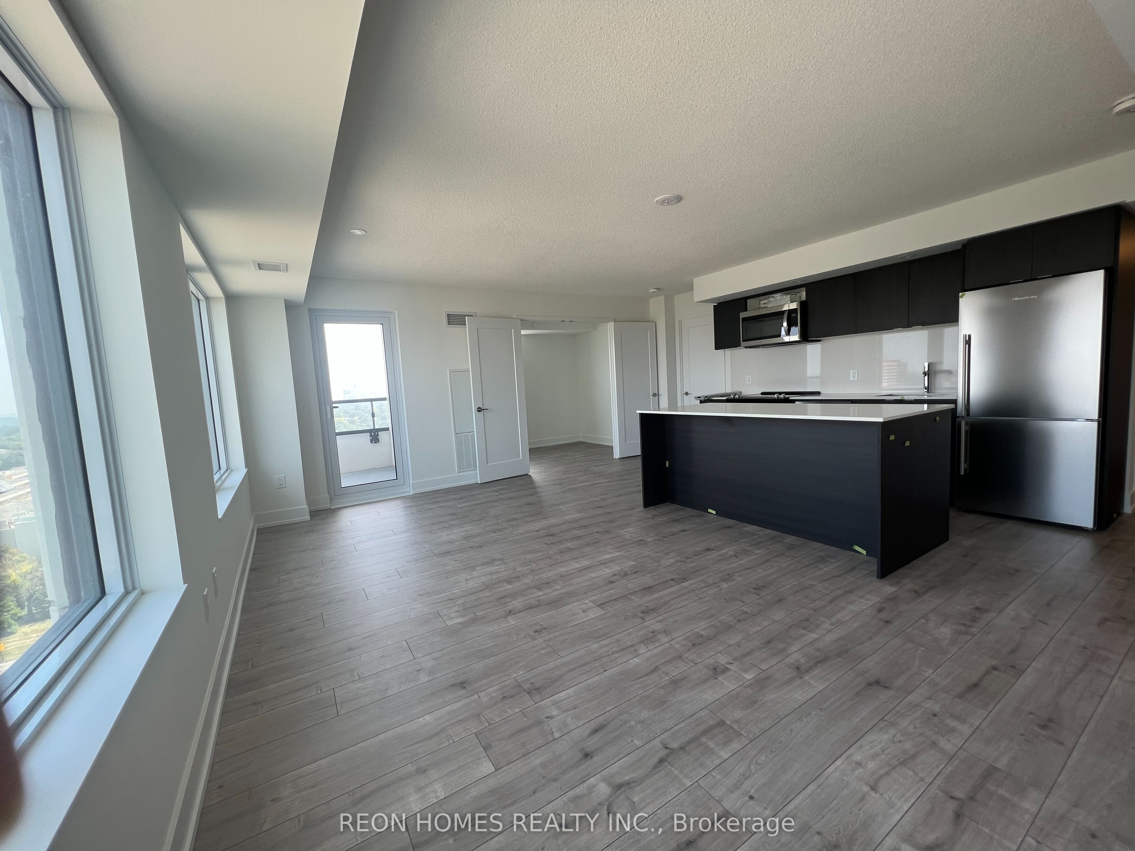 10 Eva Road 1506