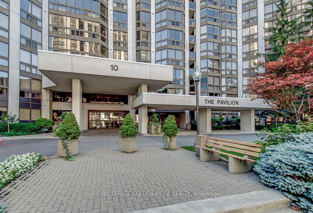 Photo of 10 Kenneth Avenue #212, Toronto, ON M2N 6K6 (MLS # C13041116)