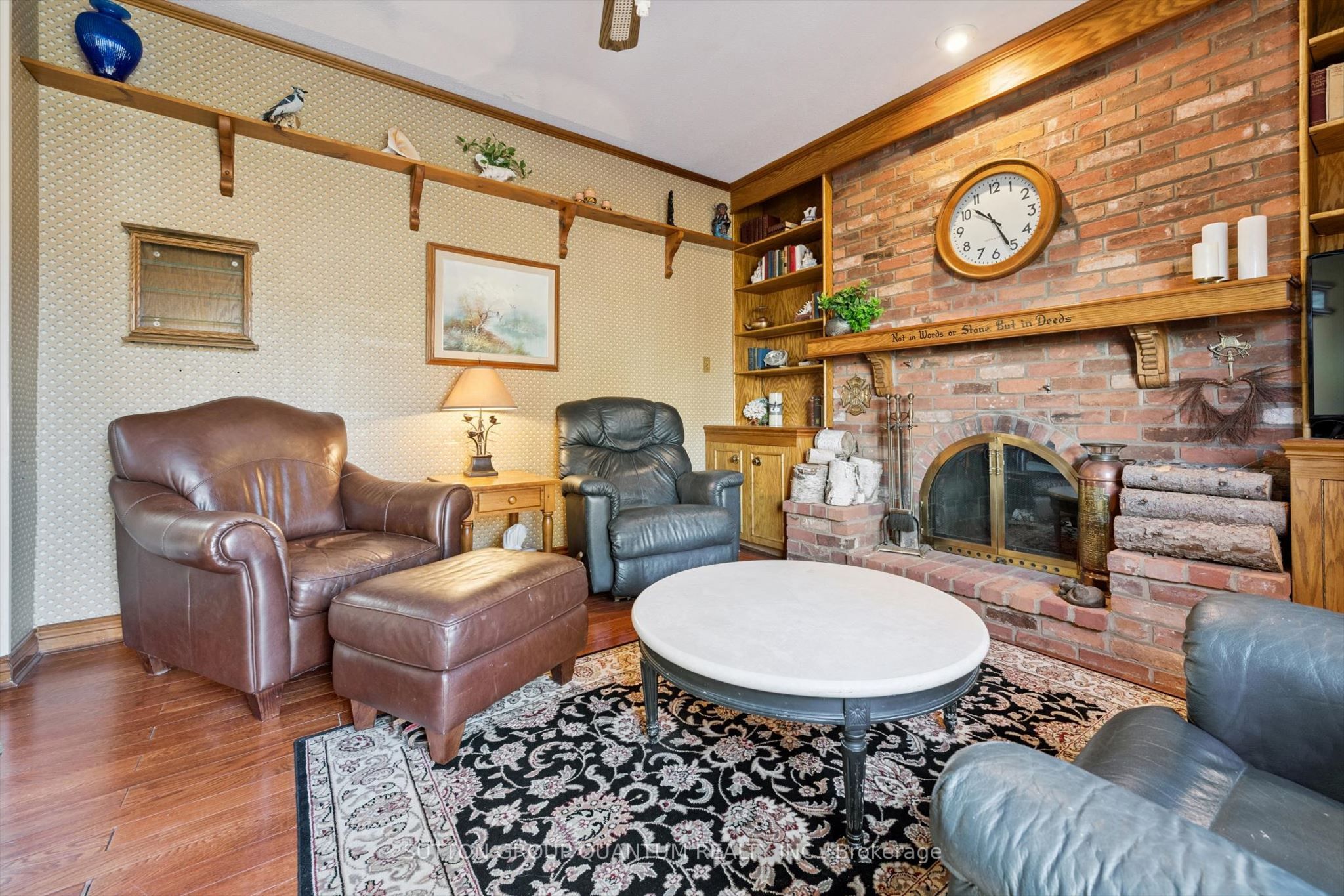 2486 Oak Row Crescent