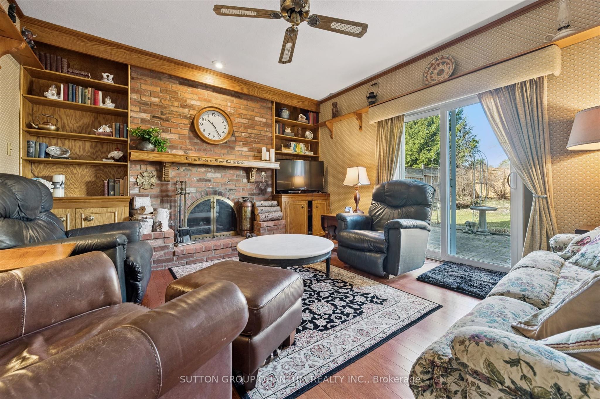 2486 Oak Row Crescent