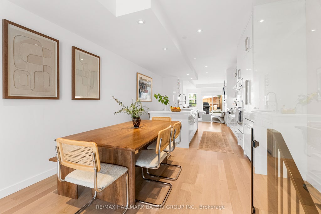 Photo of 433 Ashdale Avenue, Toronto, ON M4L 2Z3 (MLS # E13815060)