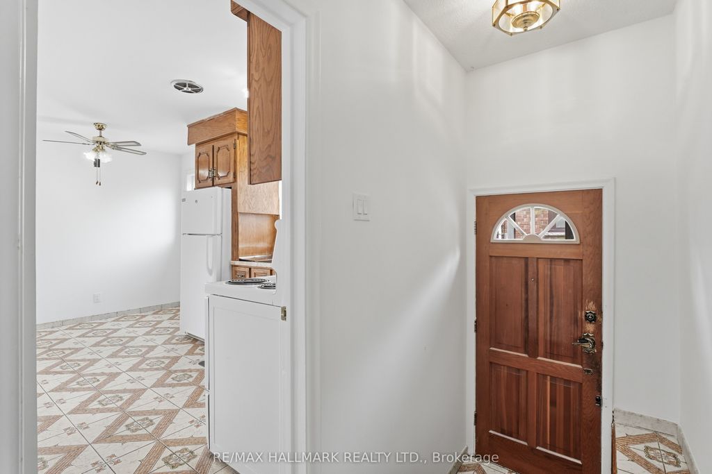 Photo of 54 Gotham Court, Toronto, ON M6M 2N8 (MLS # W13150820)