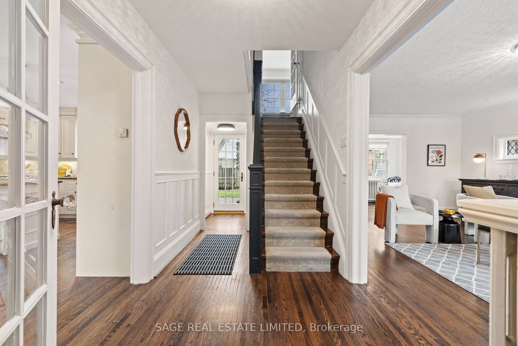 Photo of 85 Weybourne Crescent, Toronto, ON M4N 2R6 (MLS # C13000618)