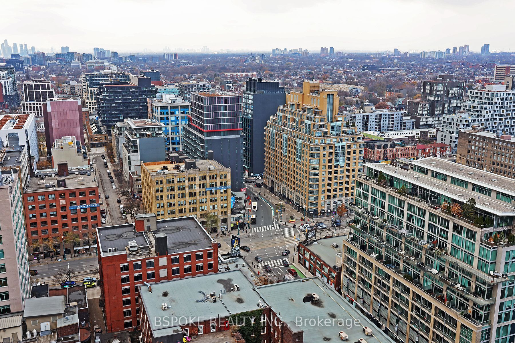 108 Peter Street 2811
