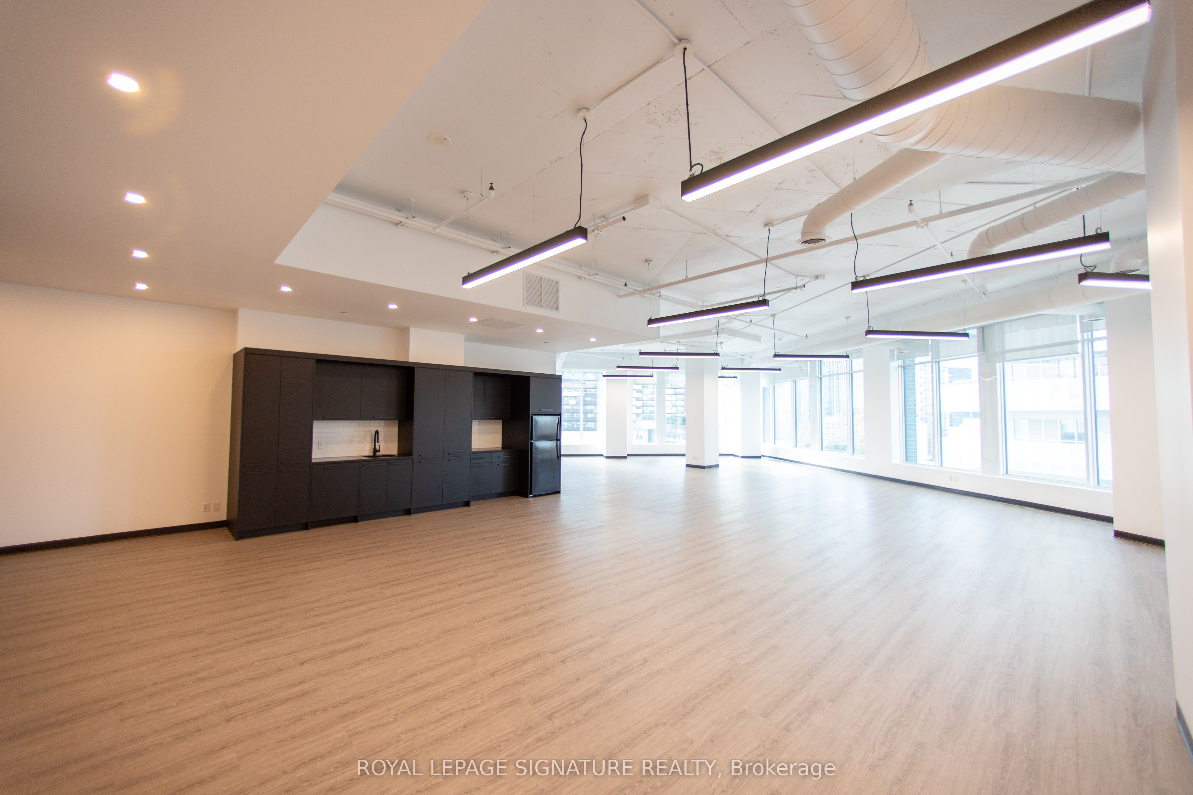 130 Queens Quay 1000