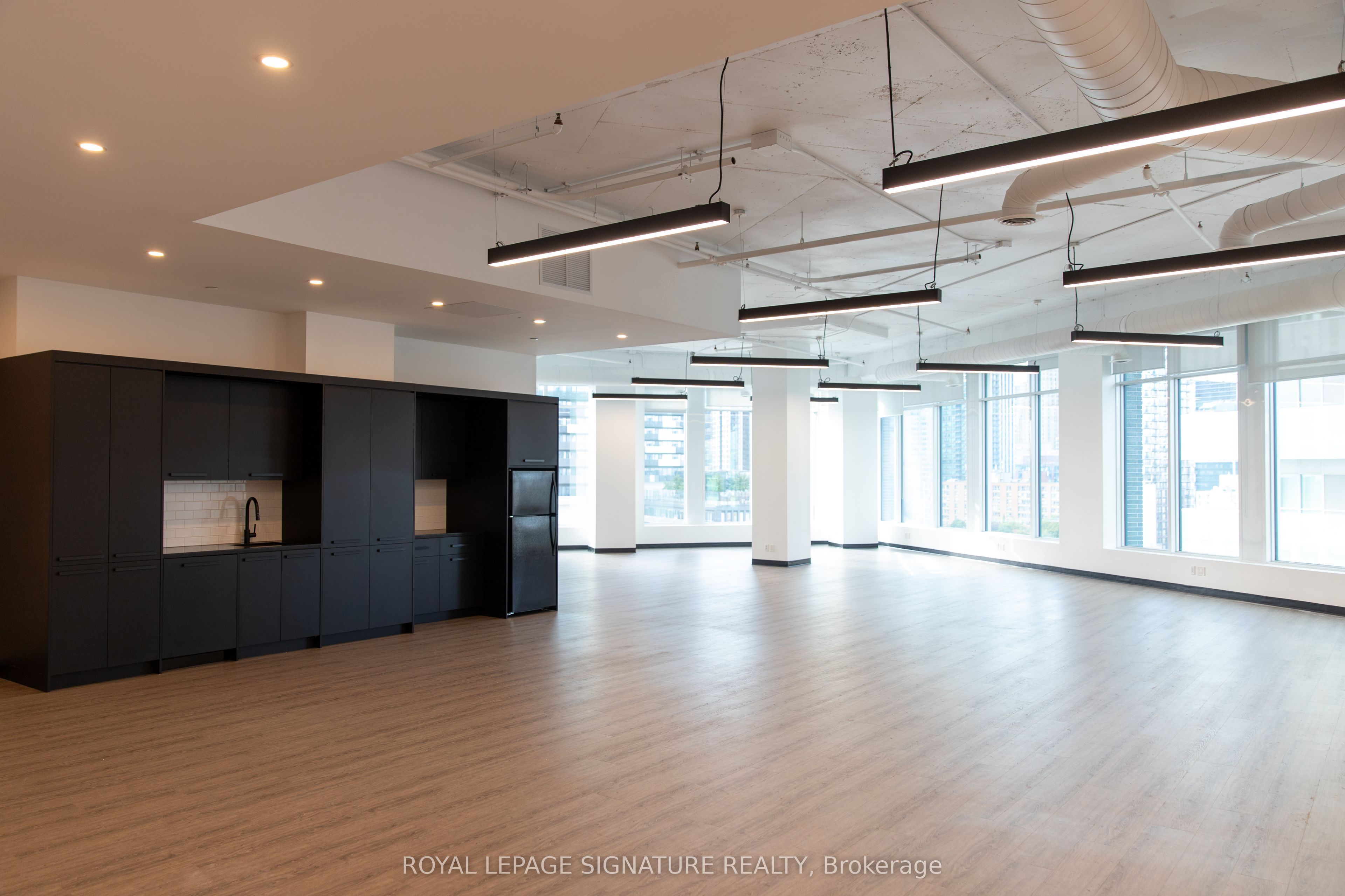 130 Queens Quay 1000