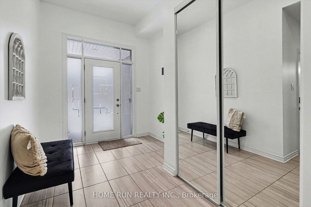 Photo of 229 Dolce Crescent, Blossom Park - Airport and Area, ON K1X 0B2 (MLS # X12900418)