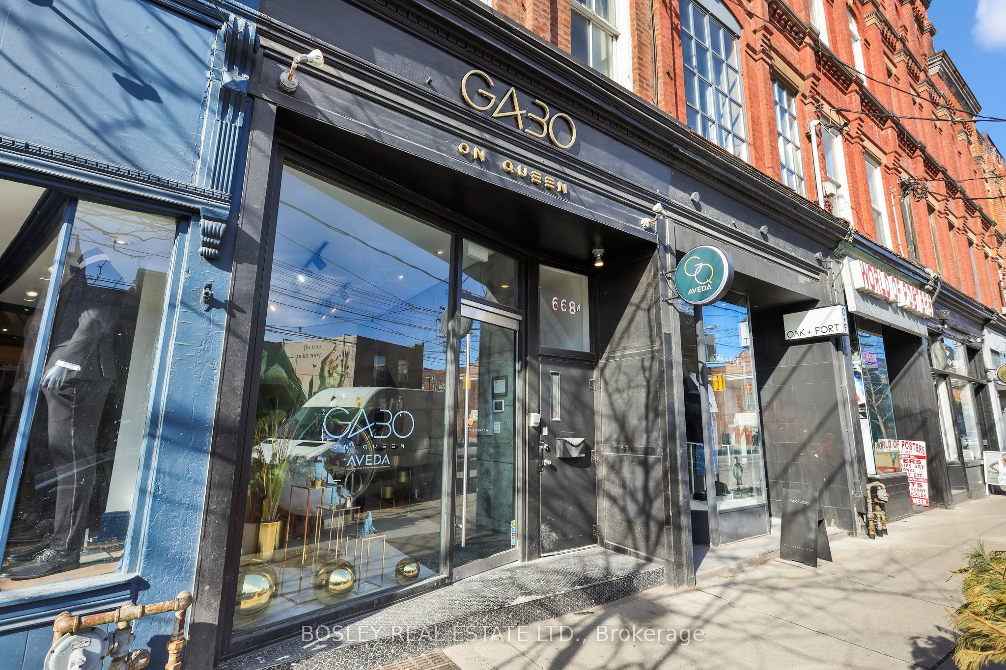668 Queen Street W