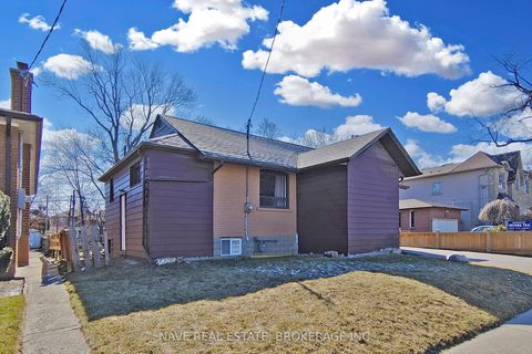 Photo of 87 Steeles Avenue E, Toronto, ON M2M 3Y4 (MLS # C12485065)